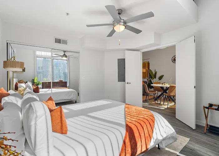 Modern Retreat Near Asu & Downtown Apartment