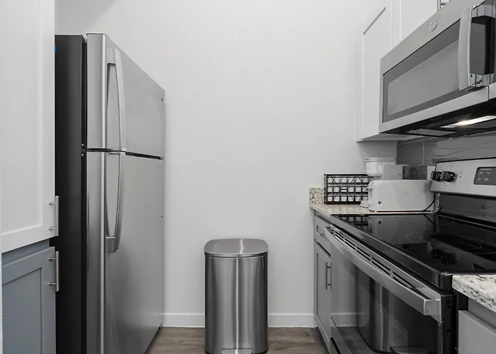 Modern Retreat Near Asu & Downtown *